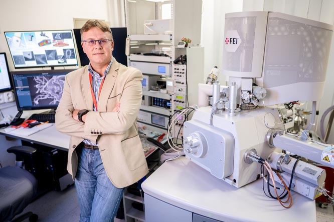 doc. Ing. et Ing. Vilém Neděla, Ph.D., DSc. doc. Ing. et Ing. Vilém Neděla, Ph.D., DSc.